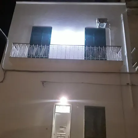 Baronetto Rosso Centro Storico Apartamento